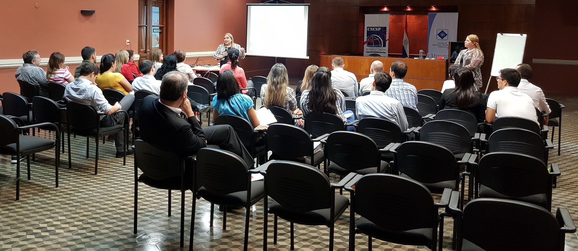 Charla sobre Mediación y Negociación