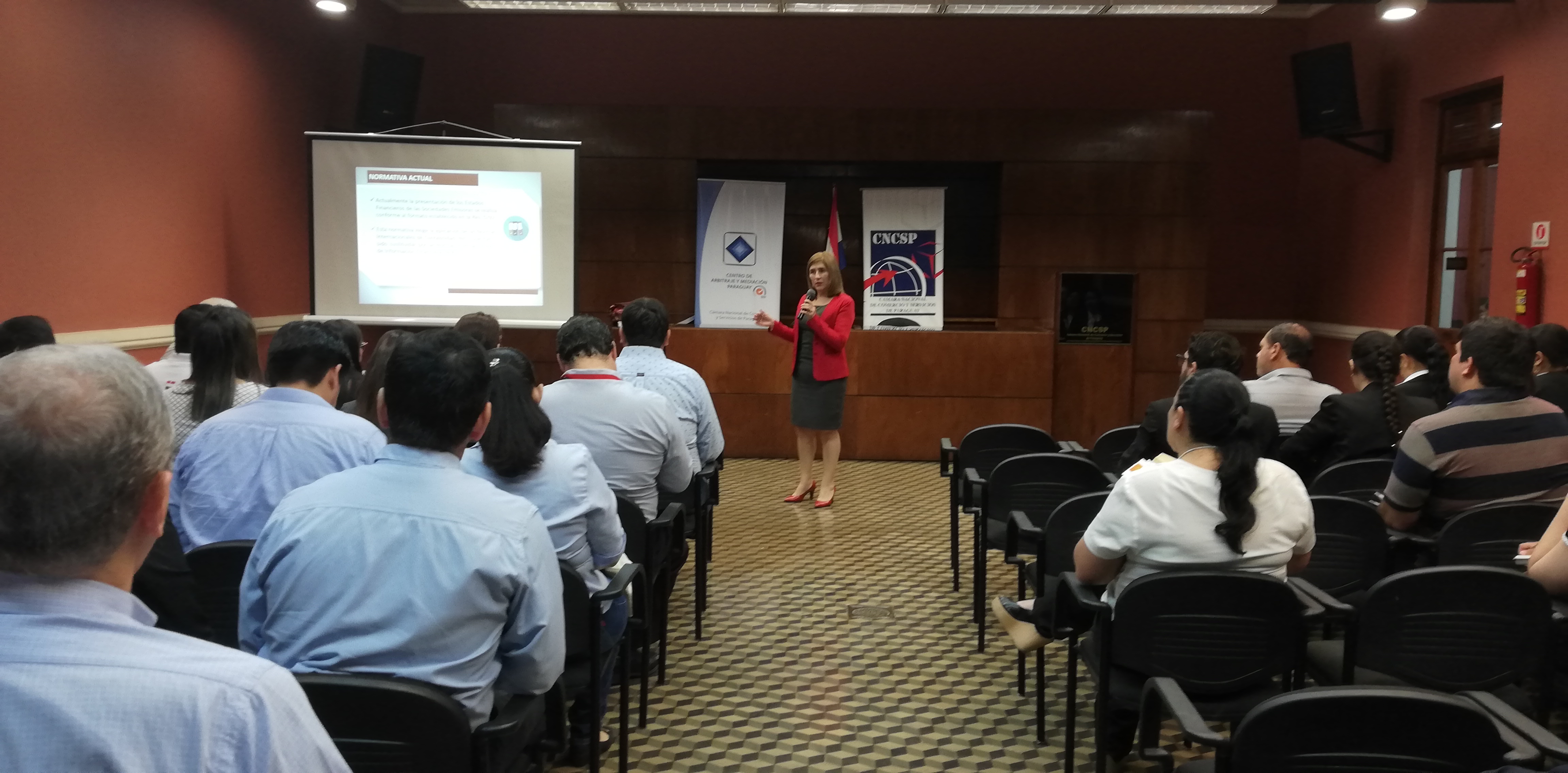 Comisión Nacional de Valores realiza charla para presentación de Proyecto de Reglamento