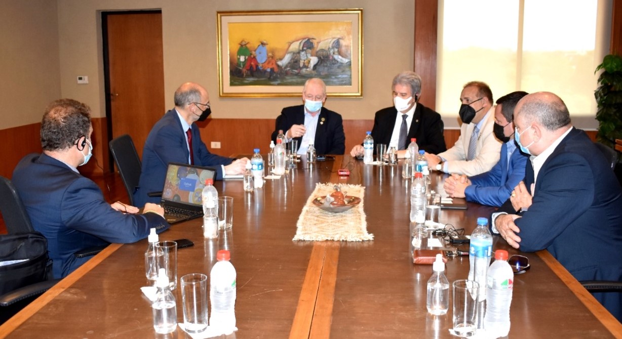 La CNCSP participó de una reunión con representantes del FMI