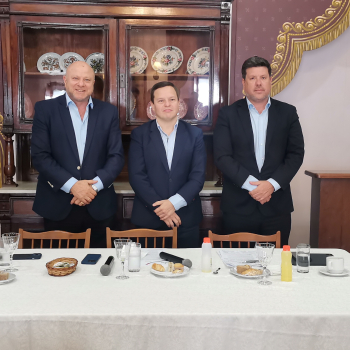 Desayuno de trabajo con Javier Giménez: Trabajar en conjunto para generar inversión y mejorar la calidad de vida de la ciudadanía