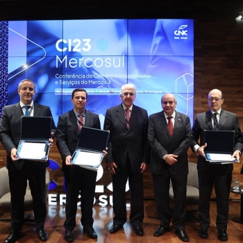 Presidente de la CNCSP participó en la IV Conferencia Internacional de comercio y servicios del Mercosur