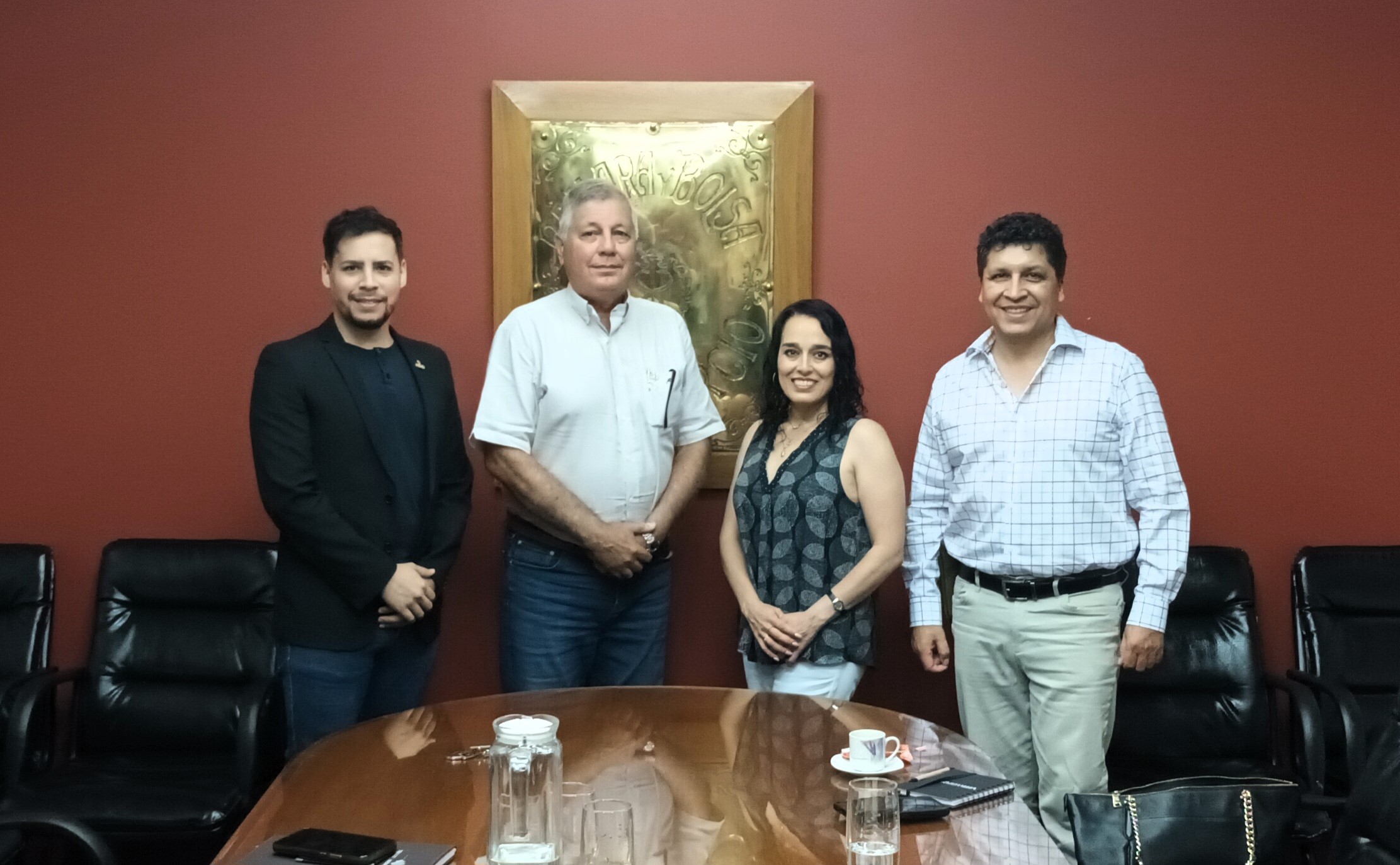 Empresarios bolivianos observan al Paraguay como una oportunidad para invertir