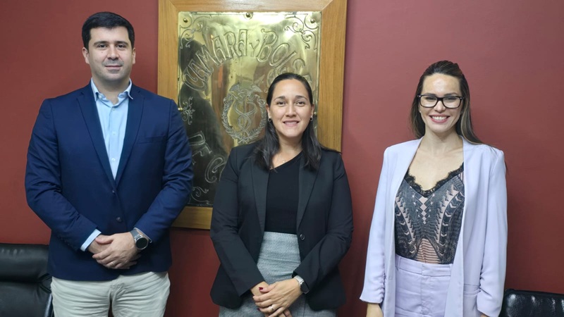 Reunión con la Especialista Principal de Actividades para Empleadores de la OIT