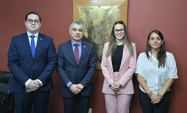 Costa Rica interesada en generar intercambios comerciales con Paraguay