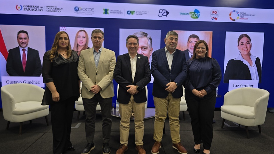 Presidente de la CNCSP participa del Foro SINAMIPYMES